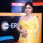 Sandipta Sen Instagram - Be happy ll Be bright ll Be you ll Saree and jewellery : @rabhisek Makeup and hair : @amitkarak And team #event #Zee5 #shikarpur #webseries #launch #shadowfilms Taj Bengal Kolkata