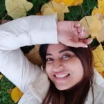 Sandipta Sen Instagram - 🍁🍁🍁🍁🍁 #feelkaroreelkaro #feelitreelit #autumn #fall2022