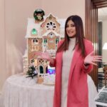 Sandipta Sen Instagram - Wishing you all peace, joy, and love at Christmas and always. Merry Christmas 🎄💖