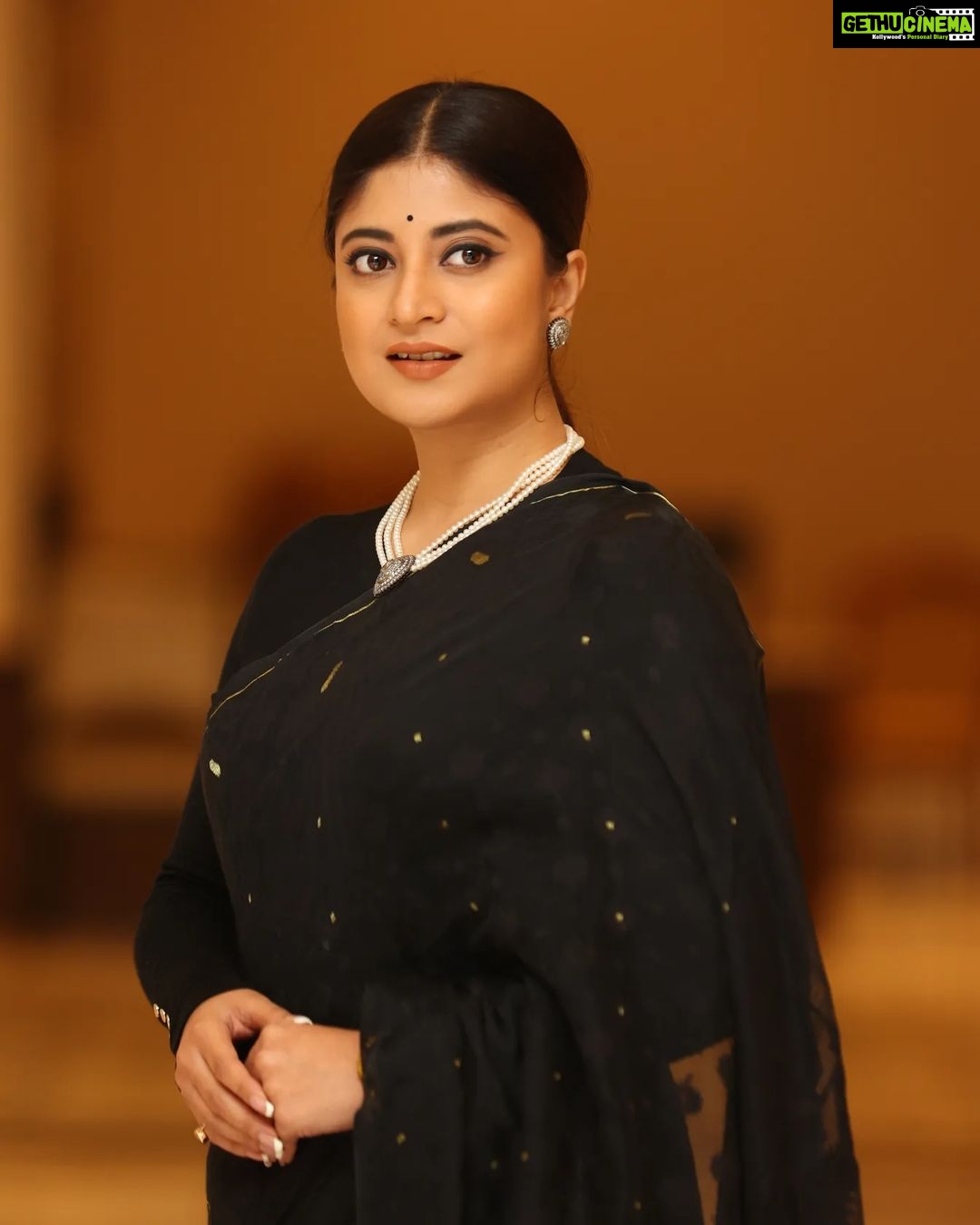 Sandipta Sen Instagram - 3bochor por abar Sera Bangali Award❤️ @abpanandatv #serabangali #serabangali2022 #eventnight ITC Royal Bengal