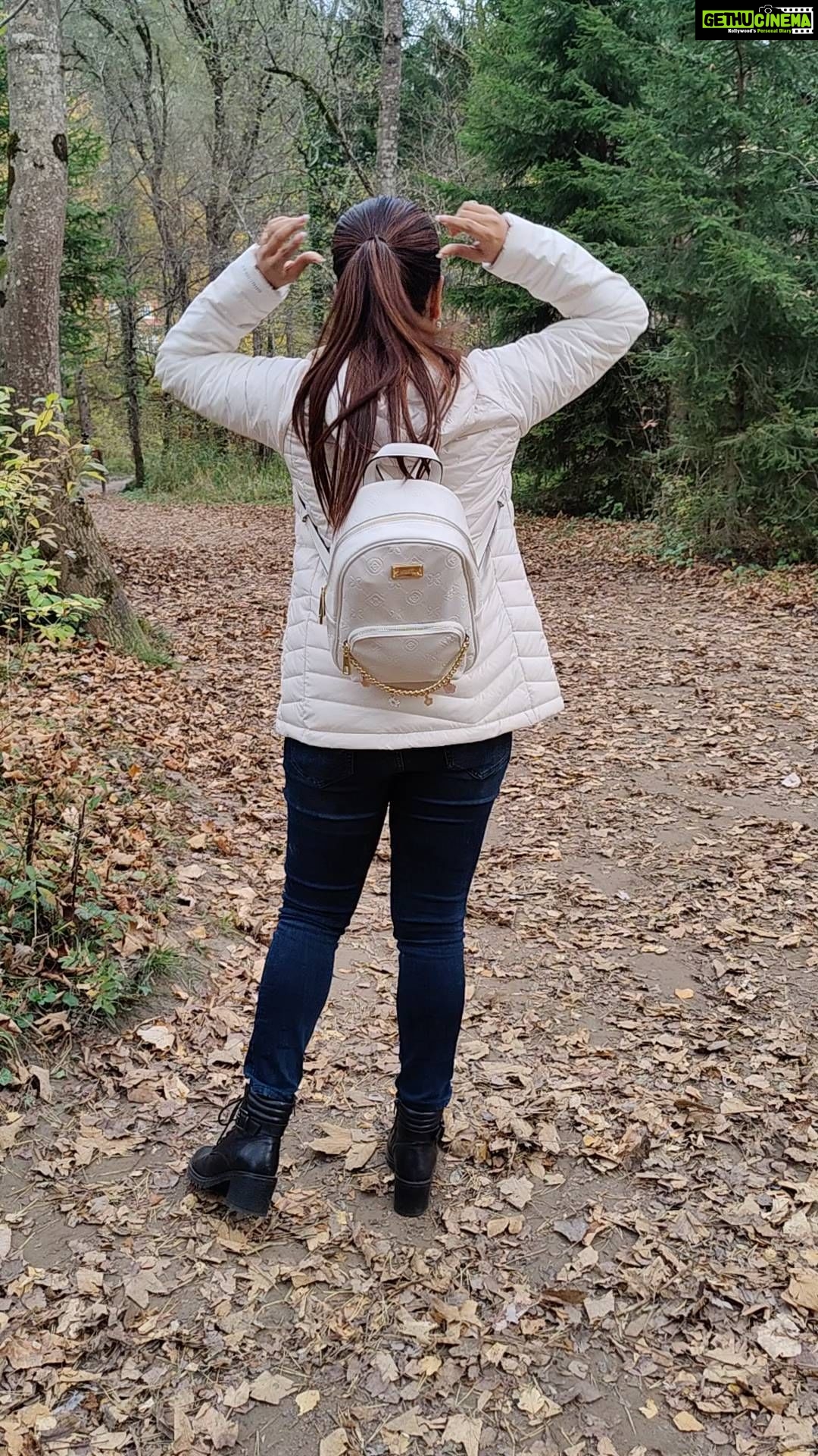 Sandipta Sen Instagram - #germany @ria_instaworld thank you didi for the video 😘😘 #feelkaroreelkaro #feelitreelit #europetrip2022 #europedestinations #europetravel