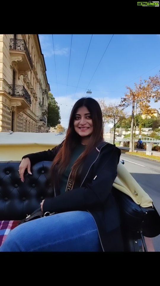 Sandipta Sen Instagram - Salzburg old town + Horse carriage Ride=love❤️ #europetrip2022 #europedestinations #europetravel #europe #salzburg #salzburgaustria #horsecarriage #feelkaroreelkaro #feelitreelit #reelsindia Salzburg, Austria