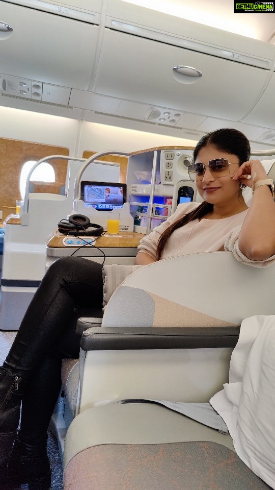 Sandipta Sen Instagram - Ebarer Nobomi ta amar erokom chilo😬😍✈️ #triptoeurope #europedestinations #europetravel #europetrip2022