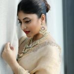 Sandipta Sen Instagram - ❤️❤️❤️❤️ 📸@anirban_bhattacharya_phtgr Styling @bombaebyaisha Makeup:@makeup_artist_surojit Saree : @stories_of_taanti Location courtesy: @thewestinkolkata Managed by @svfbrands