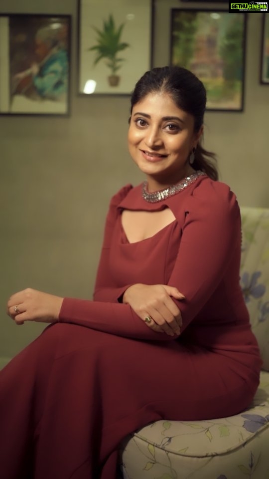 Sandipta Sen Instagram - My favourite festival is almost here and it’s about time that you look your best . I just got MY style upgrade from Madame and here are the 4 stunning looks I picked : 1. Pandal Hopping With Best Buddies. 2.Pujo Media Event Look 3.Pujo Party Night 4.Ashtami Bhog 1,2,3, or 4 which look do you love the most ? You can also get these stunning look and get your #StyleUpgrade with Madame today for the Pujo celebrations. #Madame #BeautifulLikeMaa #MaayerMataSundor #PujoReadyWithMadame #BeEveryoneUR #MakeNowYours #seasontoshine