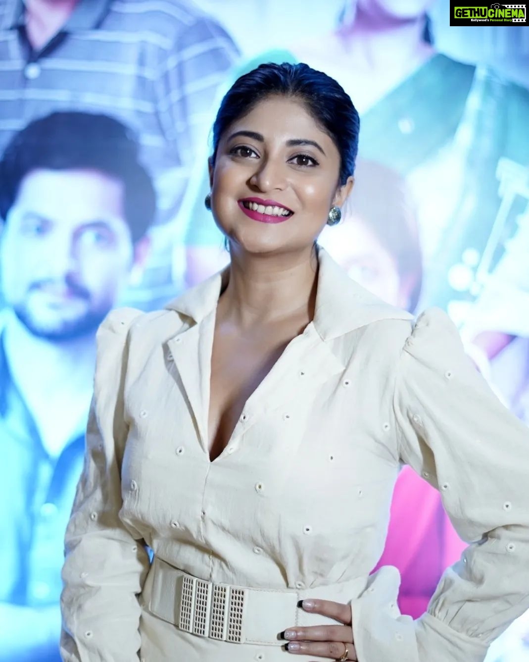 Sandipta Sen Instagram - Premiere of "KULER ACHAR"β€οΈ..A must watch movie β€οΈ Congratulations π @svfsocial @ahana.k.d @iammony @aby2806 @vikramchatterje @madhumita_sarcar π@rabhisek β€οΈ 1st πΈ @sahil_paswan_2646 Inox, South City