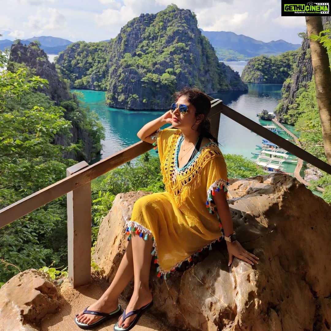 Sandipta Sen Instagram - “Allow nature’s peace to flow into you as sunshine flows into trees.” #sealovers #nature #naturelovers #philippinestravel #philippines🇵🇭 #coron #travel #traveldiaries #instagood #instapost #instadaily #instalike #instagram #bengaliactress #sandiptasen Kayangan Lake, Coron Palawan