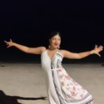 Sandipta Sen Instagram - Bollywood in Philippines 😍 Wait till the end part😍 @ alonabeach bohol #dance #dancereels #danceonthebeach #instareels #reelindia #instagood #indiangirlstravel #instapost #instadaily #instalike #Philippinestrip #philippinestravel #philippines🇵🇭 #alonabeach #alona #bohol #feelkaroreelkaro #feelitreelit #beautifuldestinations #bengaliactress #sandiptasen