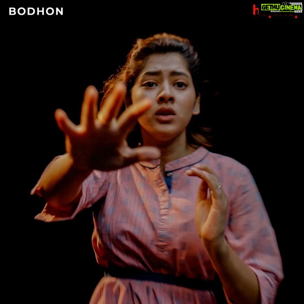 Sandipta Sen Instagram - এক নারীর মনের যন্ত্রনা যখন আর এক নারী বুঝতে পারে, তখনই হয় নারী শক্তির বোধন💫 #Bodhon releasing this Puja, only on #hoichoi @roy_ditipriya @sandiptasen