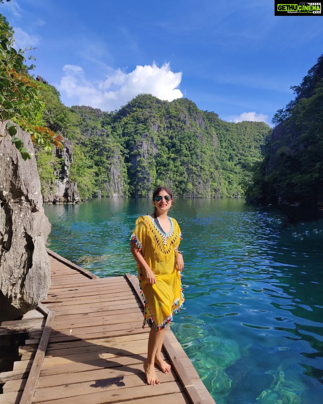 Sandipta Sen Instagram - “Traveling – it leaves you speechless, then turns you into a storyteller” #kayanganlake #sealovers #nature #naturelovers #philippinestravel #philippines🇵🇭 #coron #travel #traveldiaries #instagood #instapost #instadaily #instalike #instagram #bengaliactress #sandiptasen Kayangan Lake, Coron Palawan