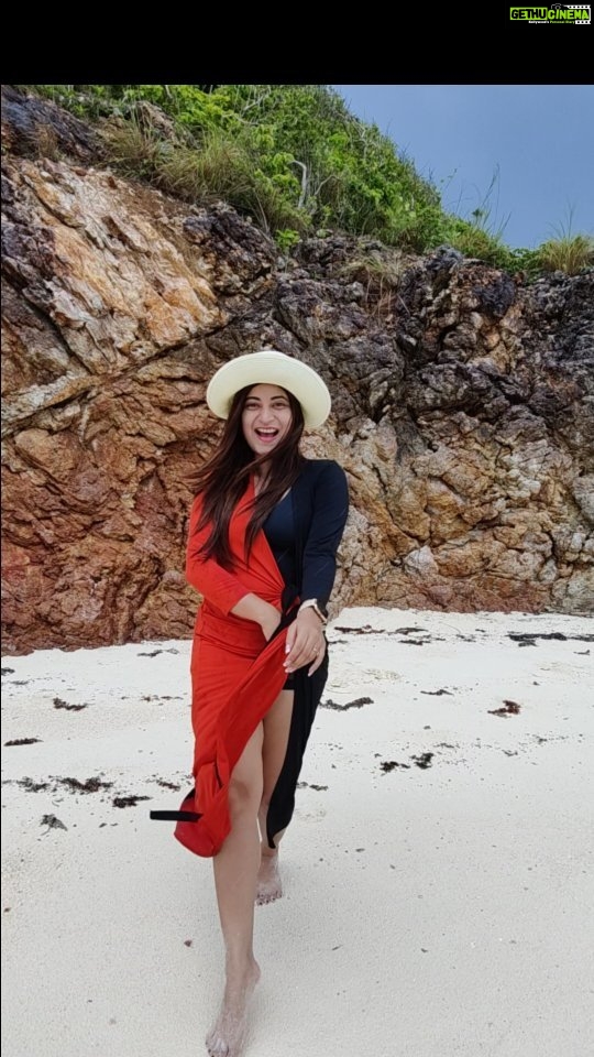 Sandipta Sen Instagram - #malcapuyaisland #trending #bhoolbhulaiya #bhoolbhulaiyaa2 #trendingreels #trendingsongs #feelkaroreelkaro #feelitreelit #indiangirlstravel #trending #trendingreels #reels #reelsinstagram #reelindia #bohol #phillipines #philippines🇵🇭 #bengaliactress #instagood #instareels #instapost #instadaily #instalike #instagram #sandipta #sandiptasen Malcapuya Island
