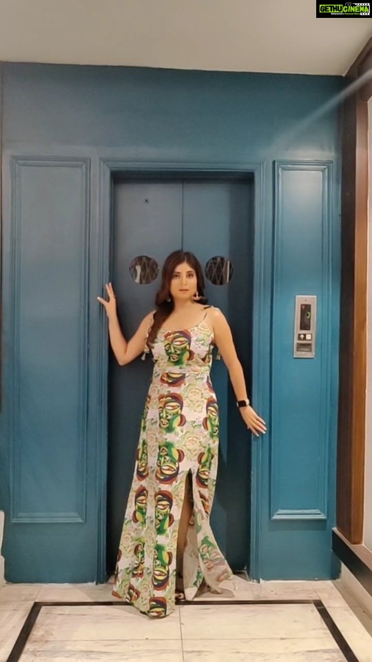 Sandipta Sen Instagram - #feelitreelit #feelkaroreelkaro π@debusbydebashis π@mua_sayan Hair: @makeupartist_sunny Jewellery:@bluefly_jewels #insta #instagood #instareels #reelsinstagram #reelsindia #reel #instapost #instadaily #instalike #instamood #instagram #bengaliactress #actress #sandiptasen #sandipta