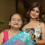 Sandipta Sen Instagram - Last Sunday ta khub special chilo.Amar Maa pelen "Ratnagarbha"/ "super Mom" award 😍 Srishti dance academy ayojito Sneho Diya 2022 te.. anek Dhonyobad Janai Indrani Ganguly di k.. ato antorikota r bhlobashay amra Apluto. 🤗 @sutapa.sen.9250 #mom #supermom #award #insta #instagood #instapost #instadaily #instapic #instagram #Instagram #bengaliactress #actress #sandiptasen #sandipta