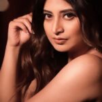Sandipta Sen Instagram - ❤️❤️❤️❤️ . . . Shoot for @hscreationkolkata 🎥@bipradip_chakraborty 📸@siladitya_dutta Makeup and hair: @sahababusona 👗@kushalchatterjeeofficial