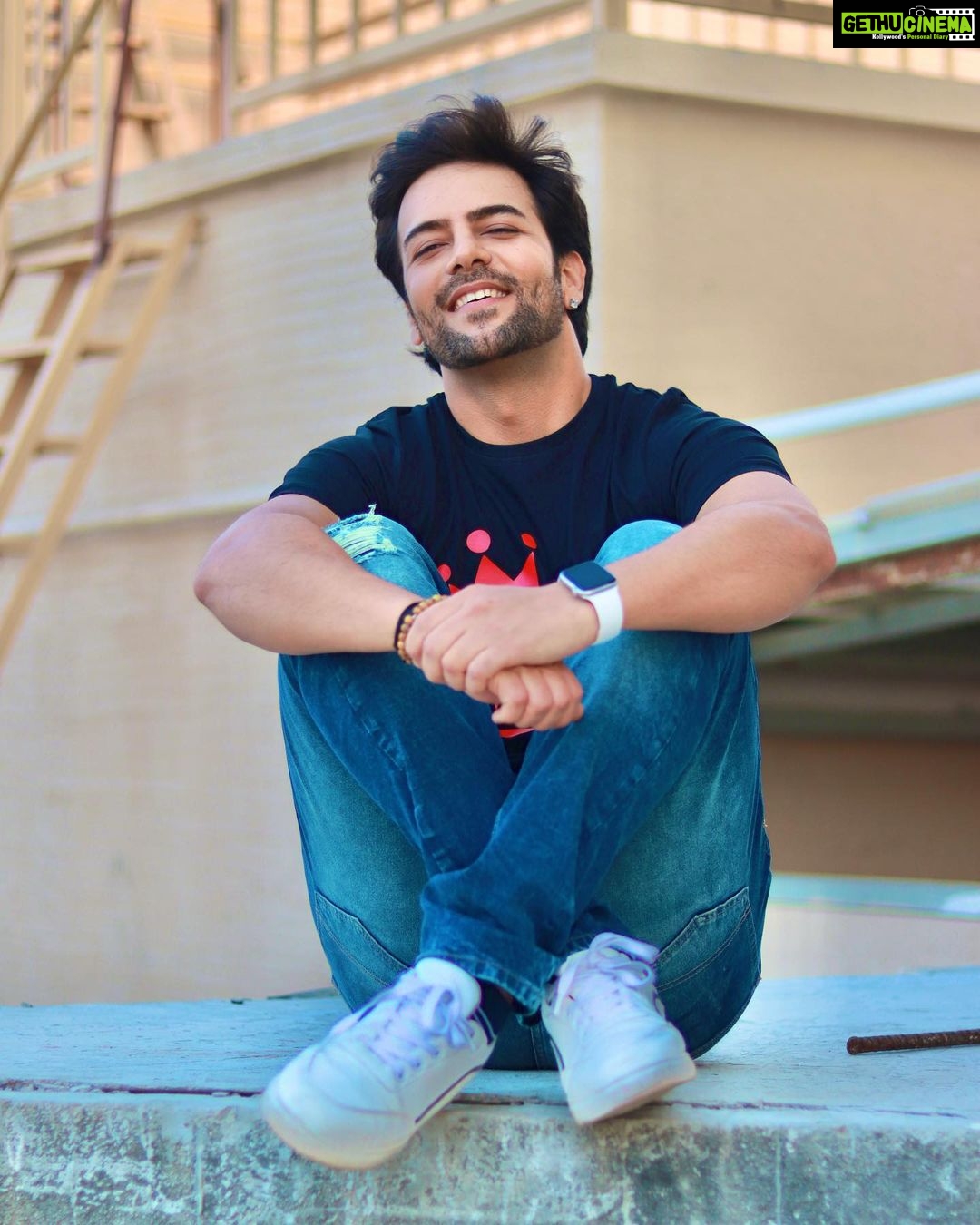 Sanjay Gagnani - 26.6K Likes - Let’s just be who we are ☺️
#mondaymood #beyou