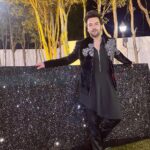 Sanjay Gagnani Instagram - I dress to impress myself 🖤 #ootd #mondaymood Outfit @bharat_reshma Daman, India
