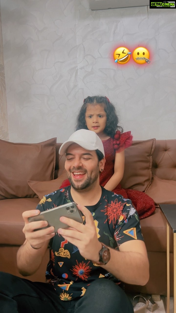Sanjay Gagnani - 26.9K Likes - main zyada bolti hoon na?😂🤐
@sanjaygagnaniofficial 😍
#reels #reelkarofeelkaro #reelitfeelit #explore #comedy #funny #viral #status #memes #memes😂 #funnymemes #funnyvideos
