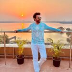 Sanjay Gagnani Instagram - Somewhere between Charminar & Biryani I fell in love with the City 😍 #hyderabad #charminar #hyderabadibiryani