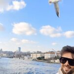 Sanjay Gagnani Instagram – Main udna chahta hoon, 
daudna chahta hoon, 
girna bhi chahta hoon … 

bus rukna nahi chahta 🤩🌏✈️

#wanderlust #traveldiaries #bosphorus #istanbul #turkey #ootd #livelovelaugh #travelgram