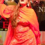 Sapna Choudhary Instagram – उम्मीद है आपको गाना पसंद आया होगा
ये गाना अपने पसंदीदा इंसान को डेडिकेट कीजिए और रील बनाइए और हमे tag कीजिए @desigeet99 जो रील हमें पसंद आएगी उसे हम story पर लगाएंगे 

@itssapnachoudhary 
@reels.doorproduction09 
@i_shiva_choudhary 
@naveenvishubaba 
@director_jeetghanghas 

#sapnachaudhary #desiqueen #haryanviqueen #sapnachoudhary #sapna #sapnaharyanvi #positivevibes #thankgodforeverything