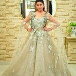Sapna Choudhary Instagram - "चमकीली लड़की" 🌟 Wearing 👗 @lalitdalmiaofficial #sapnachaudhary #outfits #look #sapnachoudhary #desiqueen #sapnachaudharyharyanvi #haryanviqueen #sapna #positivevibes #positivity #instagood #instagram #thankgodforeverything