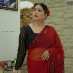 Sapna Choudhary Instagram - लाल इश्क़ ✨ Beautiful Saree by : @ratnavati_collection09 📷 : @iamarshadkhanphotography0 @alex_pixels_ #sapnachaudhary #haryanviqueen #sapnachoudhary #desiqueen #thankgodforeverything