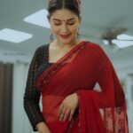 Sapna Choudhary Instagram - लाल इश्क़ ✨ Beautiful Saree by : @ratnavati_collection09 📷 : @iamarshadkhanphotography0 @alex_pixels_ #sapnachaudhary #haryanviqueen #sapnachoudhary #desiqueen #thankgodforeverything