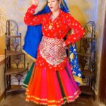 Sapna Choudhary Instagram – Matak matak 
.
Out now 🤗

#tranding #trandingreels♥️ #desigirl #desiqueen #sapnachaudhary 
@recordsvats 
@ratnavati_collection09