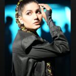 Sapna Choudhary Instagram - "लपेटे घाले चोटी के" 🫣 Outfit and styling by 👗 @ratnavati_collection09 Beautiful click by 🎥 @thedenieddenny #sapnachaudhary #look #sapnachoudhary #blackgirlmagic #sapnachaudharyharyanvi #desiqueen #sapna #haryanviqueen #sapnaharyanvi #instagood #post #positivevibes #positivity #thankgodforeverything