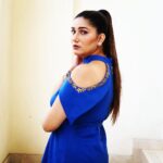 Sapna Choudhary Instagram - Feeling confident and blue~tiful ! ……🥴 styling by @kammyandstyles Outfit by.. @style_adore_ #outfitoftheday #look #blue #colourful #loveyourself #loveyourbody #positivevibes #positivity #desi #desigirl #desiqueen #sapnachaudhary #haryana #haryanvi #goat #instagram #thankgodforeverything