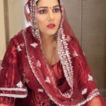 Sapna Choudhary Instagram - “Pushpa” आग लगादी …….😡 Outfit by @ratnavati_collection09 @vridhi_creations54 @alluarjunonline #treanding #reelitfeelit #reelkrofeelkro #desiqueen #desi #sapnachaudhary #positivevibes #thankgodforeverything