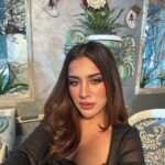 Sara Gurpal Instagram - 🇦🇪📸