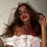 Sara Gurpal Instagram - Just wanted to create a halloween look !!! What you guys think ? . . #halloween2022#halloween#bloodyBride#bloodymary#saragurpal#spooky