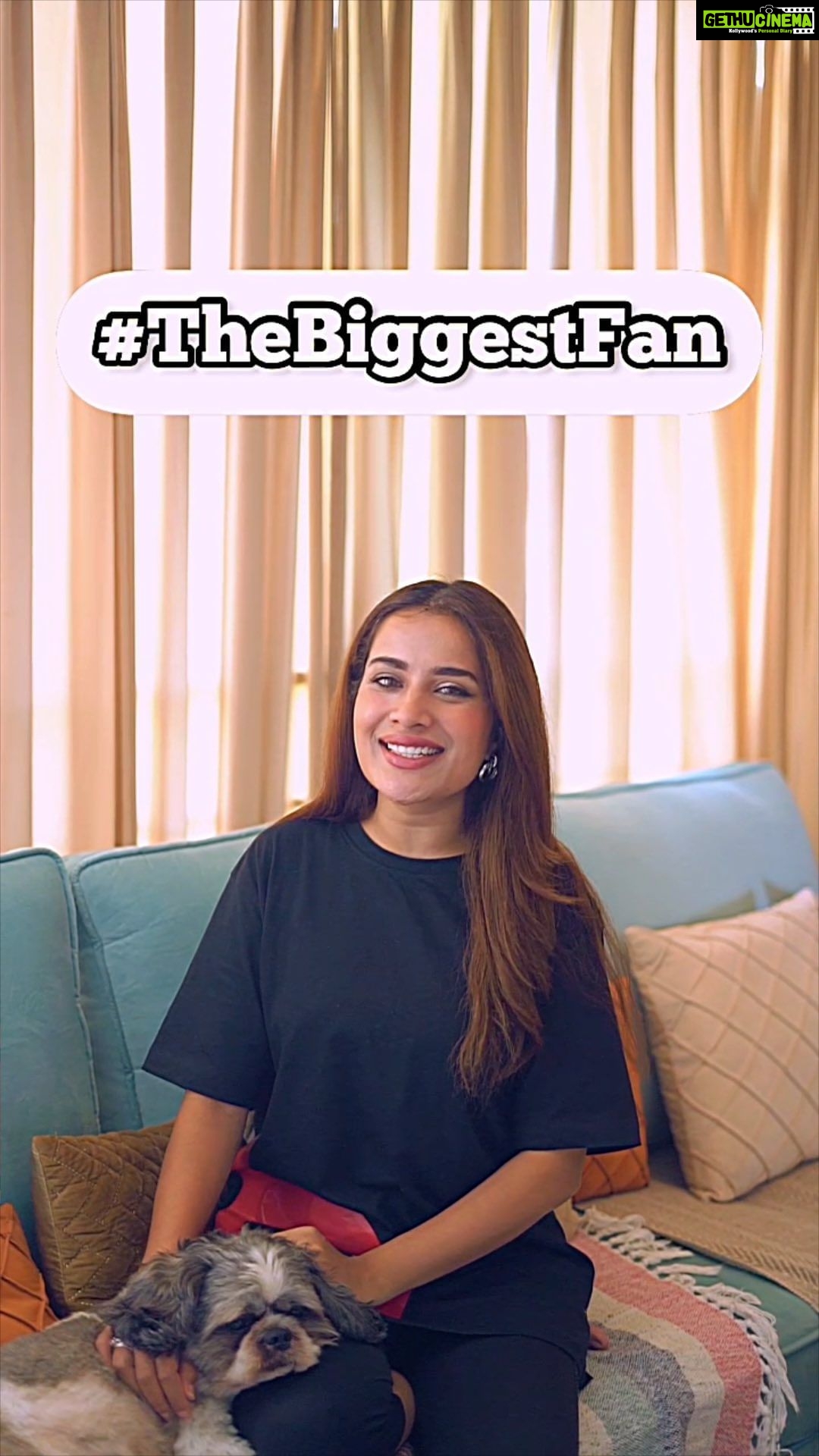 Sara Gurpal Instagram - The gorgeous @saragurpals just dropped a new challenge on 𝐇𝐢𝐩𝐢! Participate in the #TheBiggestFan challenge by making fashion, lip-sync, dance and singing videos on her new song #Sexy from the 𝐇𝐢𝐩𝐢 playlist and win a signed t-shirt from her! Get ‘em videos rolling now! #HipiKaroMoreKaro #TheBiggestFan #Challenge #Celeb #ContestAlert #Fans #SaraGurpal #Hipi