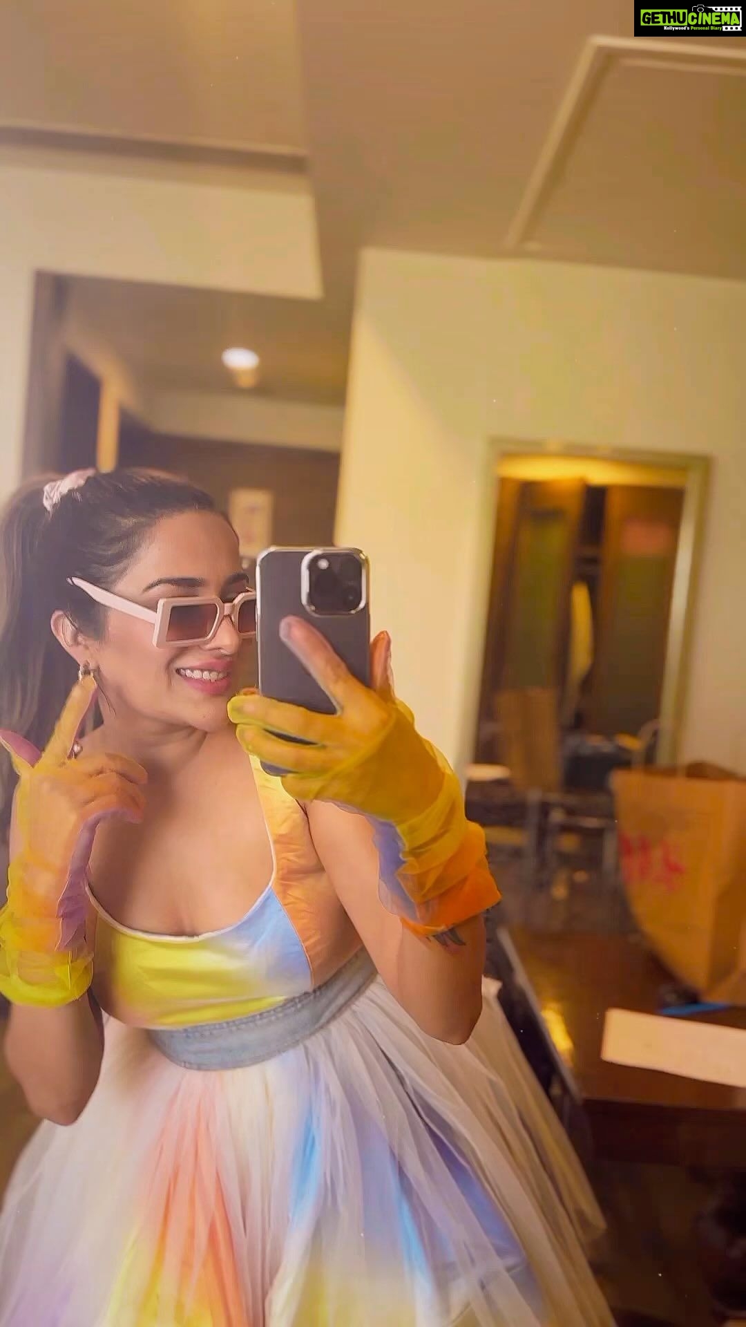 Sara Gurpal Instagram - What a Holi guys 🌷🥰 #holi