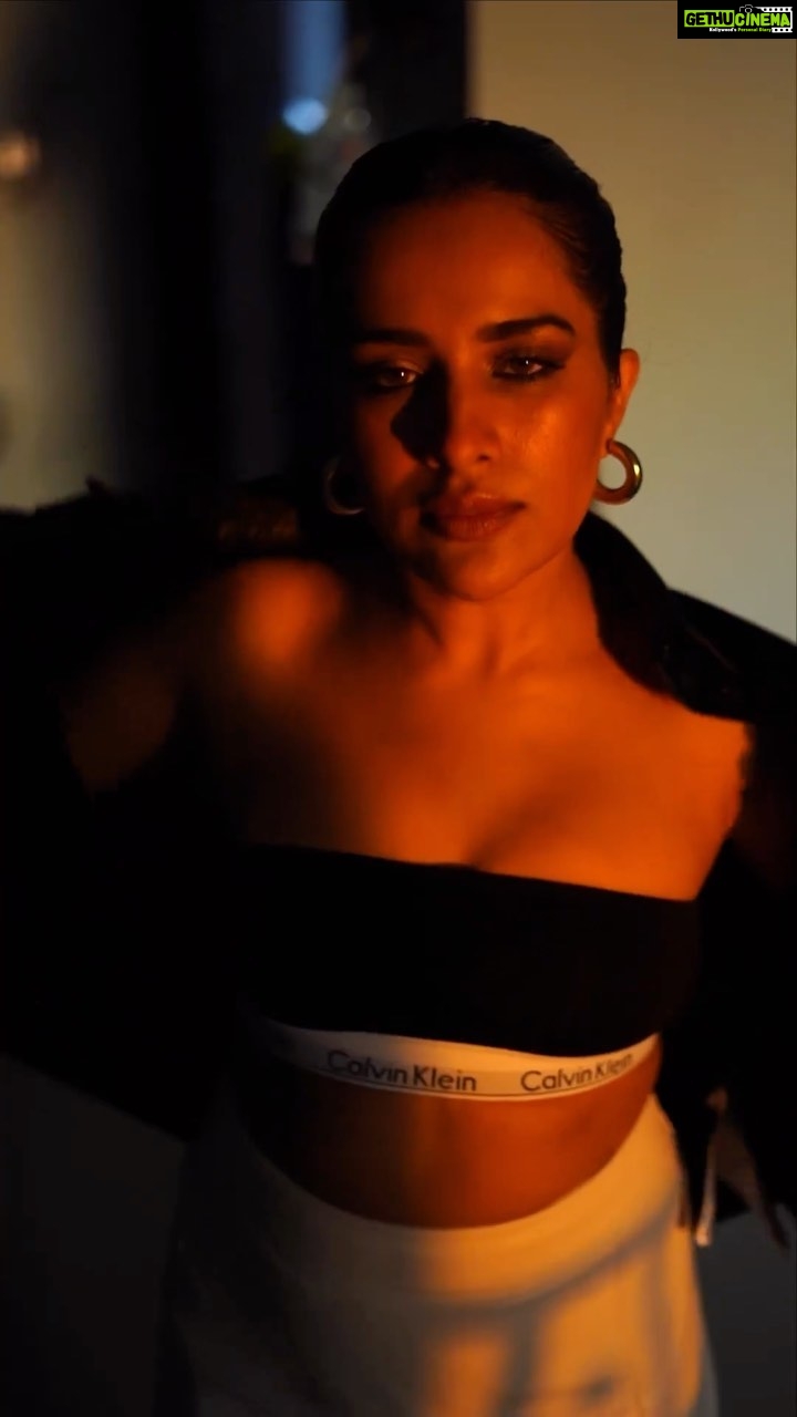 Sara Gurpal Instagram - #SaraKehndi . . .