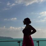 Sara Gurpal Instagram - #SaraKehndi Woke up in the morning with a thought ….that ..You are enough. A thousand times enough…. Owning our story and loving ourselves through that process is the bravest thing that we'll ever do. They will try to make you unhappy, don't let them. They will try to tell you you're not free, don't listen."……..choose yourself choose happiness 🎖️