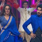 Sargun Kaur Luthra Instagram – Watch yhc team on Sunday at 8 pm only on @starplus 

#RavivaarWithStarParivaar 
#TeamYHCWins 

#TeamYRKKH
#TeamSNS
#TeamImlie 
#TeamPandyaStore
#TeamGhumHaiKisikeyPyaarMeiin
#TeamBCHD
#TeamAnupuma