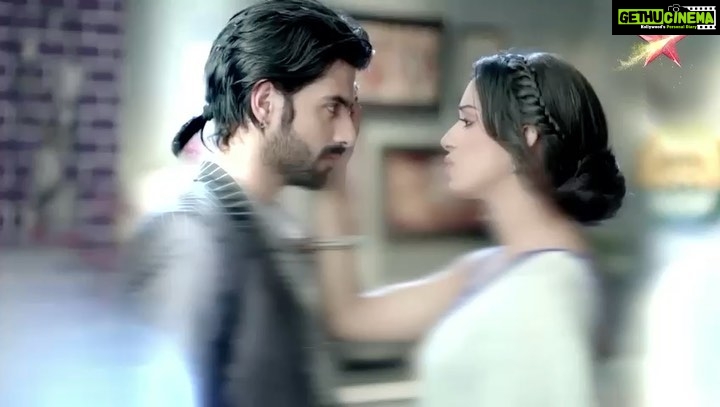 Sargun Kaur Luthra Instagram - Watch Yeh hai chahatein on @starplus at 10:30 🥰🥰 #preesha #rudraksh #rusha #yhc #yehhaichahatein #skl #sargunkaurluthra