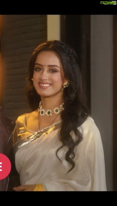 Sargun Kaur Luthra Instagram - Finding your perfect life partner just became easier with Jeevansathi.com. For the first time in India, Chat for Free with your matches on a matrimonial site. No more waiting, connect with your matches and start a Free Chat Now! Download Jeevansathi.com App today! #SayHelloWithJeevansathi #FreeChatOnJS #WeMatchBetter