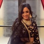 Sargun Kaur Luthra Instagram - 🤭🤭 #trending #reels #reelsinstagram #reelsvideo 😵‍💫 Mumbai, Maharashtra