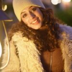 Sargun Kaur Luthra Instagram – Tera ishq mera fitoor 🎶🎶✨

#morereelbank #1trip1000reels #😝 #song❤️