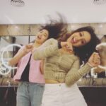 Sargun Kaur Luthra Instagram – Another washroom reel😛🤭
#trending #trendingreels #reelsinstagram #love #bestfriends #skl #sargunkaurluthra Mumbai, Maharashtra