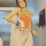 Sargun Kaur Luthra Instagram - 💥💥 #betweenshots #trending #kissmy🍑 #goodbye #reels #reelsinstagram #instagood #skl #sargunkaurluthra #happy