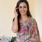 Sargun Kaur Luthra Instagram – Hello 👋
#photodump #preesha #yhc #yehhaichahatein #❤️ #nayanukisasu Mumbai, Maharashtra