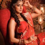 Sargun Kaur Luthra Instagram - NAVRATRI:- DAY 2 featuring @sargun_kaur.luthra as the Modern Indian Goddess where she represents the color RED♥️ . Shoot Concept & Designed By:- @nehaadhvikmahajan @bridalsbynam . 💄MUA , Hair & Styling :- @nehaadhvikmahajan . 🥻Saree :- @kankatala_ . 💍Jewelery :- @pooja_diamond . Makeup :- @maybelline . Managed By :- @allboutcommunication . 🎥:- @abhay_r_kirti #sargunkaurluthra #makeup #ootd #nehaadhvikmahajan #makeupbyme💄 #nammakeovers #bride #to #be #bridal #look #bridalmakeupartist #destinationweddingmakeupartist #weddingmakeup #hair #hairstyling #nammakeovers #bollywood #television #makeupartist #mumbai #traveller #all #over #the #globe