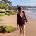 Sargun Kaur Luthra Instagram - Your body language speaks to me 😉 The Cape Goa