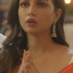 Sauraseni Maitra Instagram - Binge-watching our favourite shows of you, আমাদের প্রিয় @sauraseni1-কে জানাই জন্মদিনের অনেক শুভেচ্ছা!