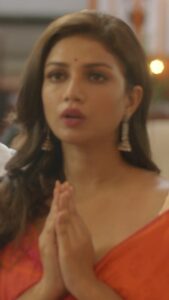 Sauraseni Maitra Instagram - Binge-watching our favourite shows of you, আমাদের প্রিয় @sauraseni1-কে জানাই জন্মদিনের অনেক শুভেচ্ছা!