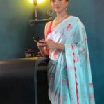 Sauraseni Maitra Instagram - ব্যানার্জী পরিবারের বড় মেয়ে শীলা ❤️ #Ekannoborti running successfully in theatres near you! Book now: Link in Bio @sauraseni1 @ananyasync @adhyaaparajita #SVF25